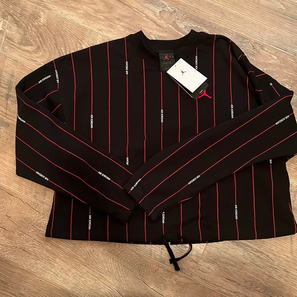 Women’s medium loose fit Air Jordan fleece crew